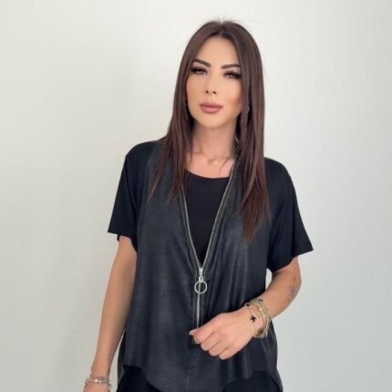 Kadın Kısa Kollu Yuvarlak Yaka Viskon Bluz + Kolsuz Fermuarlı çatlak Deri Yelek