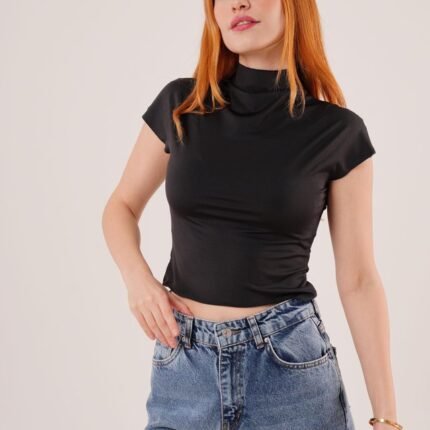 Boğazlı Parlak Kumaş Siyah Crop