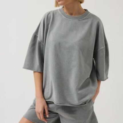 Oversize Lazer Kesim Bisiklet Yaka TShirt