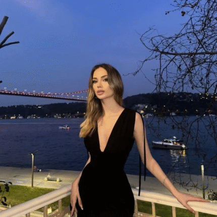 Omuzu Ip Askılı Şortlu Elbise Siyah