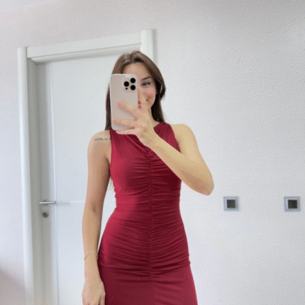 Kolsuz Büzgülü Uzun Elbise Kırmızı