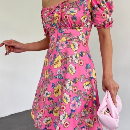 Yakası Lastikli Bağcık Detaylı Mini Elbise Pembe