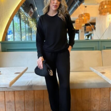 Kadın Uzun Kollu Bisiklet Yaka Viskon Iki Iplik Bluz Ve Pantolon Ikili Takım