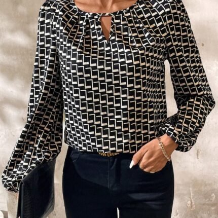 Kadın Uzun Kollu Damla Detaylı Yaka Desenli Süprem Bluz
