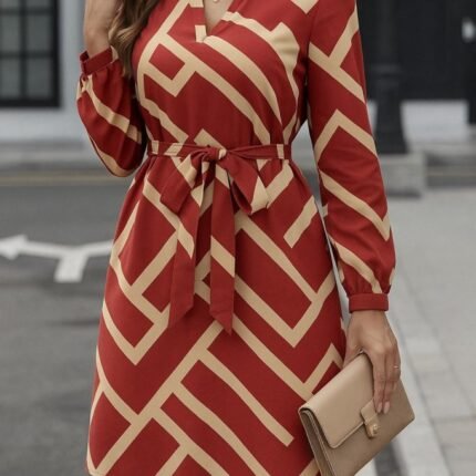 Kadın Uzun Kollu V Yakalı Desenli Belinde Kuşaklı Dalgıç Elbise