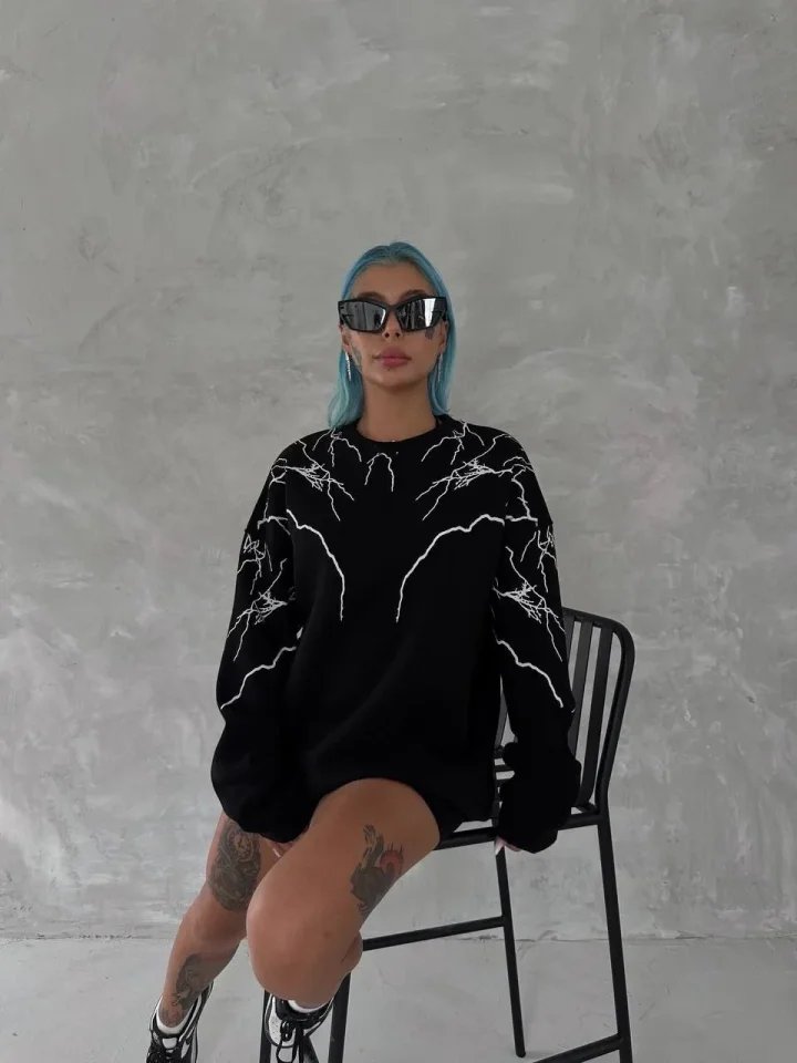 Yıldırım Baskılı Bisiklet Yaka SweatShirt