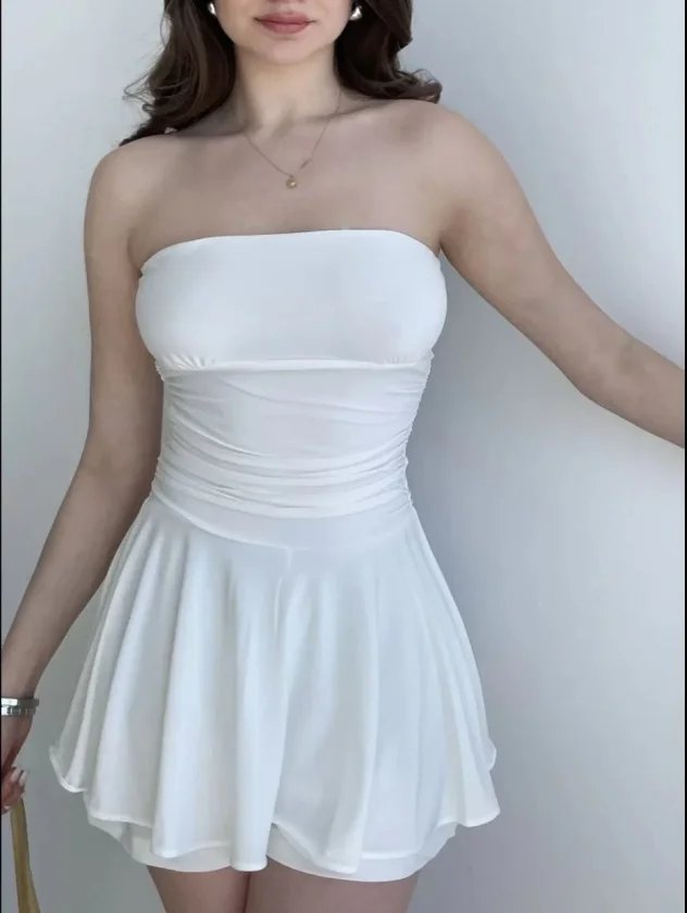 Straplez Mini Etek Görünümlü Şortlu Elbise Büzgülü Şık Yazlık