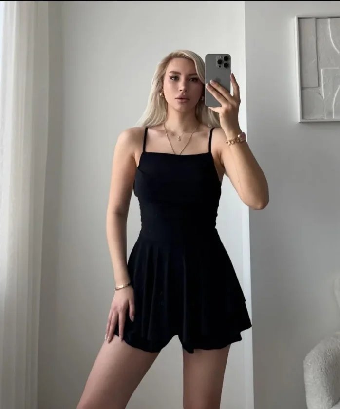 Straplez Mini Etek Görünümlü Şortlu Elbise Büzgülü Şık Yazlık