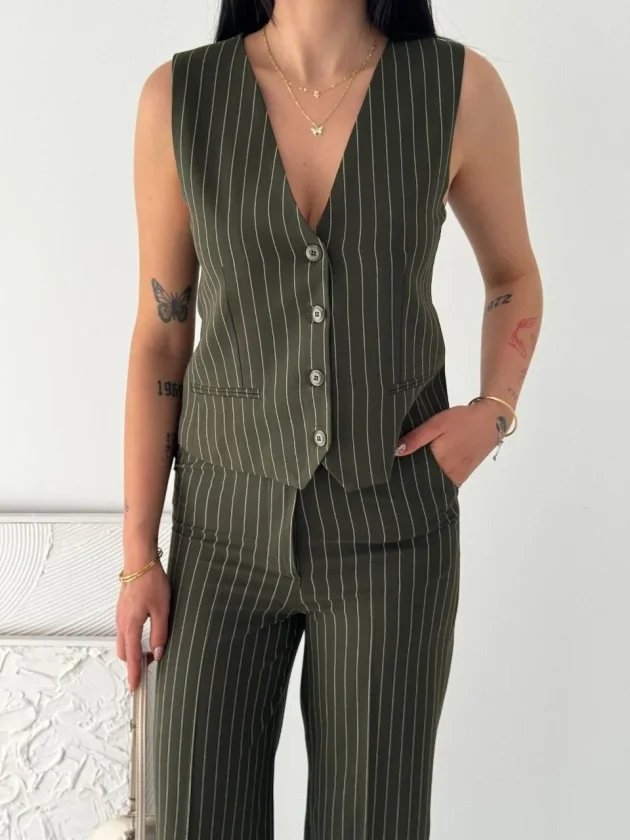 Çizgili Tansel Kumaş Yelek Pantolon İkili Takım Ofis Şık Modern
