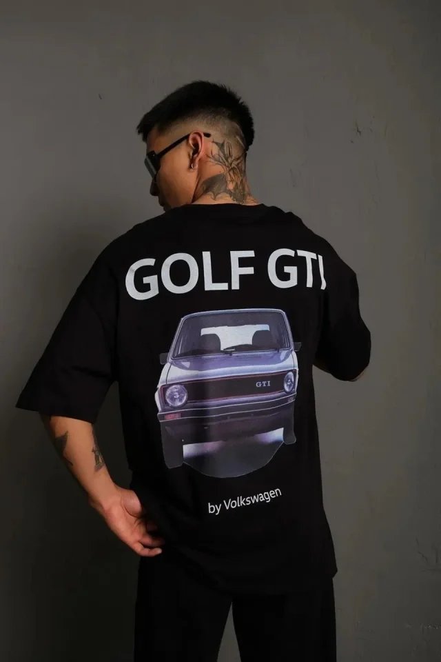 Erkek Oversize Baskılı Tişört – Golf GTI Retro Araba Desenli, Ön - Arka Dijital Baskı, Sokak Modası Stil